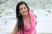 Roopa Kaur Hot
