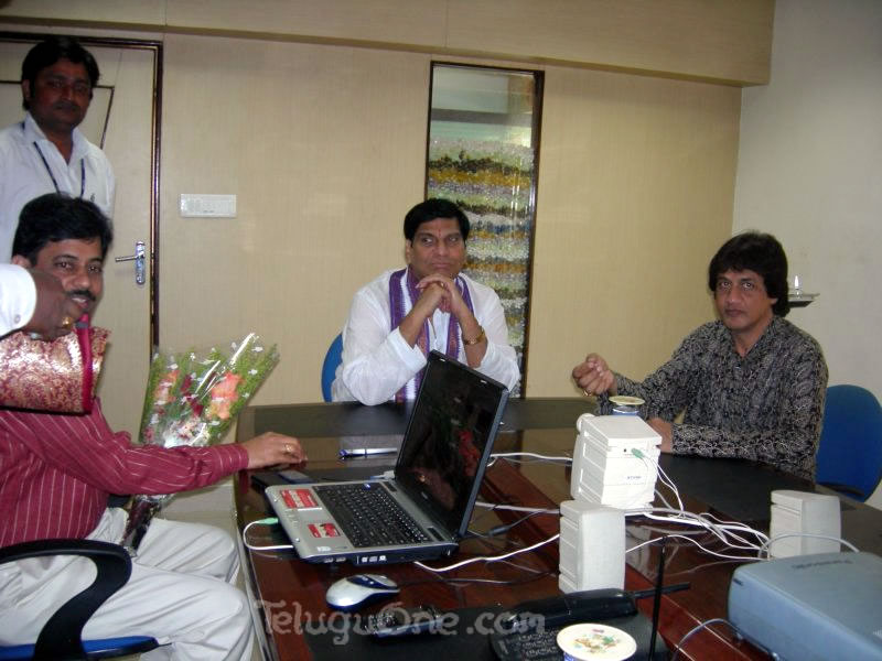 launchingphotos4.jpg