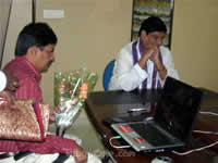 launchingphotos6_small.jpg