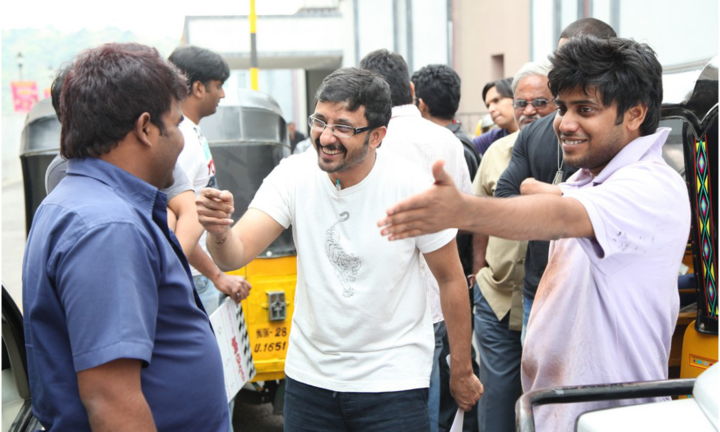 1000 abaddalu, Director Teja, Single shot Song, Teja 1000 abaddalu.
