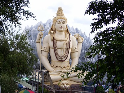 The Vedas  Sri Chandrasekharendra Saraswati Sankaracharya of Kanchi Kamakoti Peetham Sri Chandrasekharendra Saraswati Stuti.