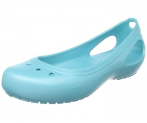 ladies chappals for rainy season