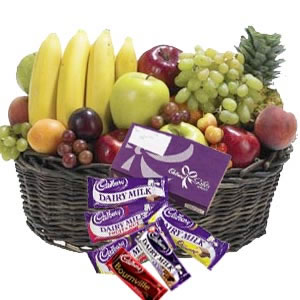 fruits-and-cadbury-basket