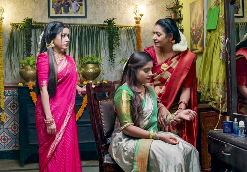 Illu illalu pillalu: కామాక్షిని పెళ్ళికూతురు అనుకున్న వరుడు.. అందరు షాక్!