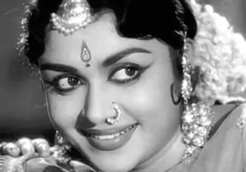 ఆరోజుల్లోనే అరుదైన రికార్డును క్రియేట్‌ చేసిన బి.సరోజాదేవి!