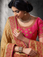 Saree, style stateme...