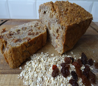 Raisins And Oats Cake
