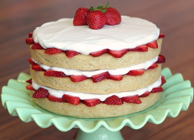 Strawberry Venilla Cake