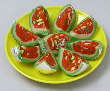 కలర్ ఫుల్ కాజు స్వీట్