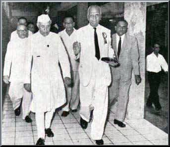 nehru3.jpg