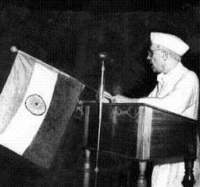 nehru_firstspeech_small.jpg