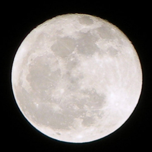  Heads up skygazers Supermoon tonight