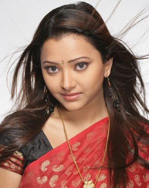 Prostitution case clean chit actress swetha basu prasad Tollywood Swetha Basu open letter to media