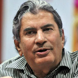 Vinod Mehta Dies Prominent Journalist 