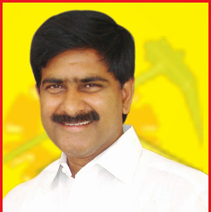 ap minister devinine uma comments on telangana cm kcr