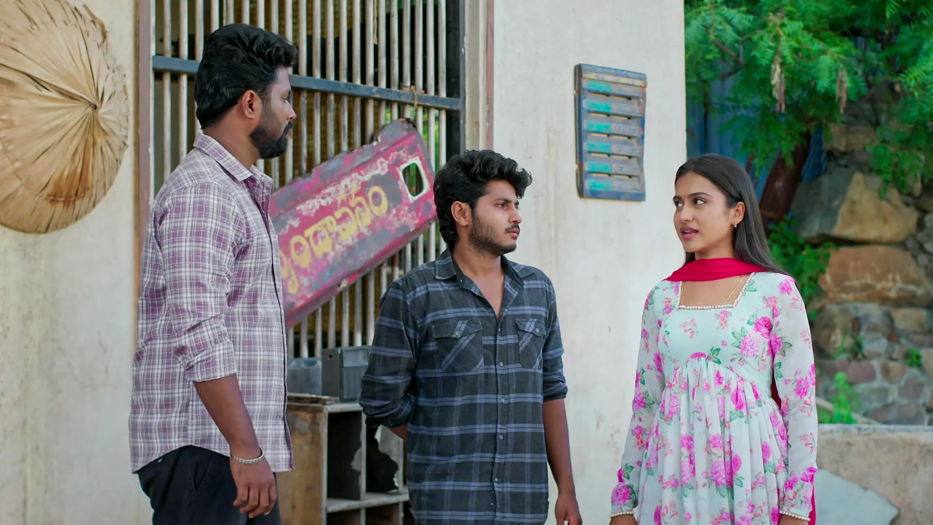 Podharillu : గోపిక ప్రేమను తిరస్కరించిన చక్రి.. సైకిల్ పై మాధవ్, మనీషా!
