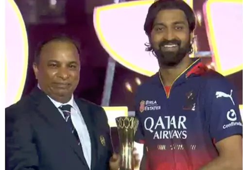 krunal pandya wins manof the match