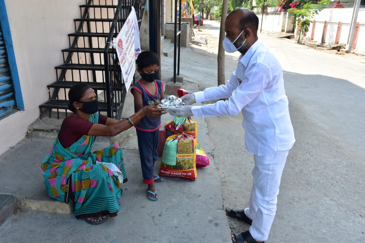 BJP state president Come forward to help those who are hungry