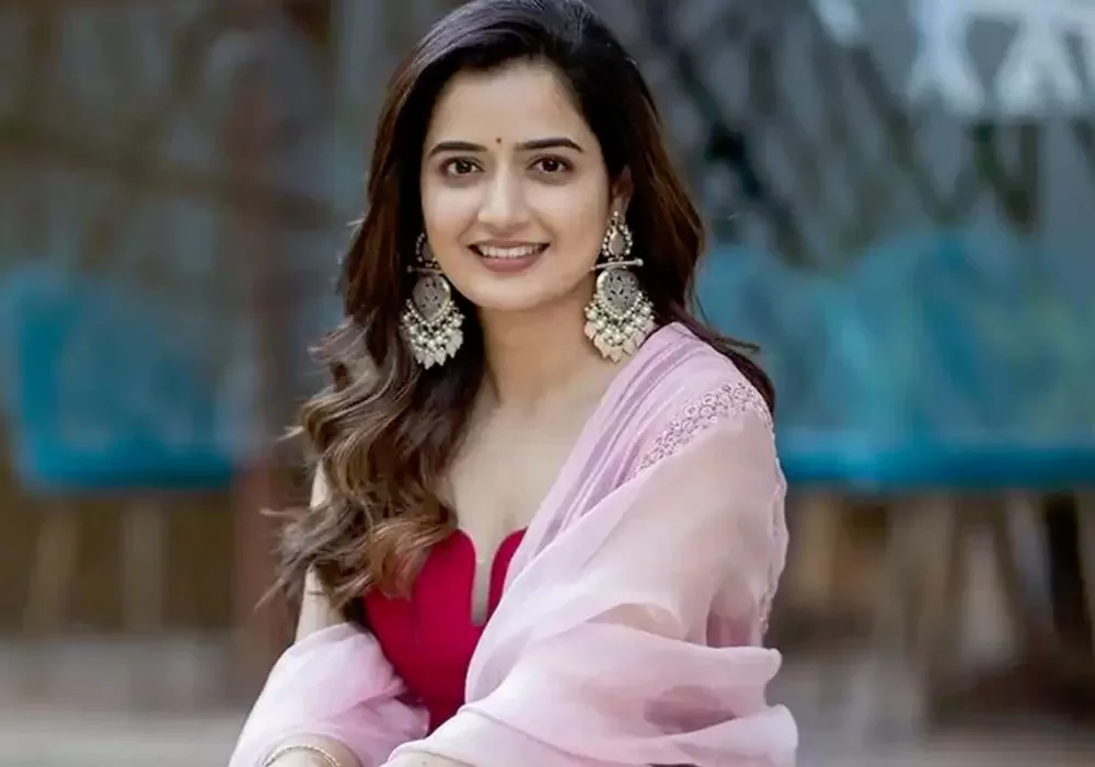 Ashika ranganath about age gap with senior heroes