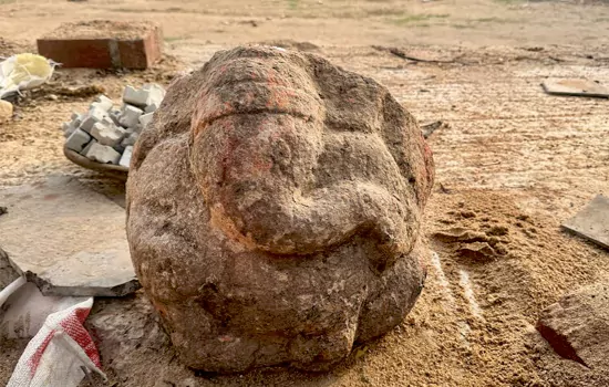 chalukya ganesh scupture in mandayipalli