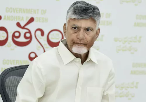 ఆర్టీసీ ఉన్నతాధికారులతో సీఎం చంద్రబాబు కీలక సమావేశం