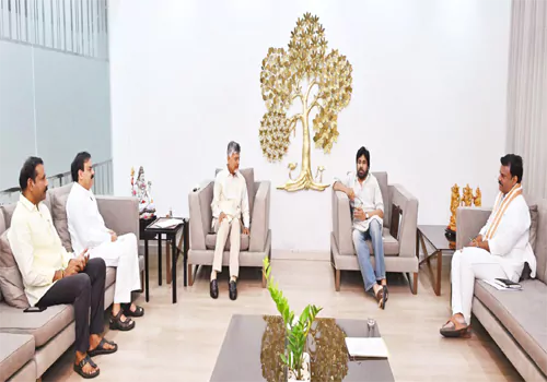 next-img
