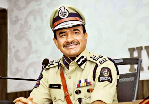 CP CV Anand apologises to Media in Allu Arjun case
