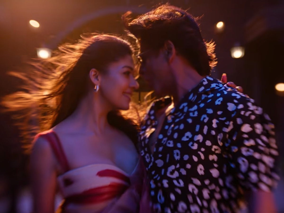 King of Romance SRK gets a magical melody from Anirudh