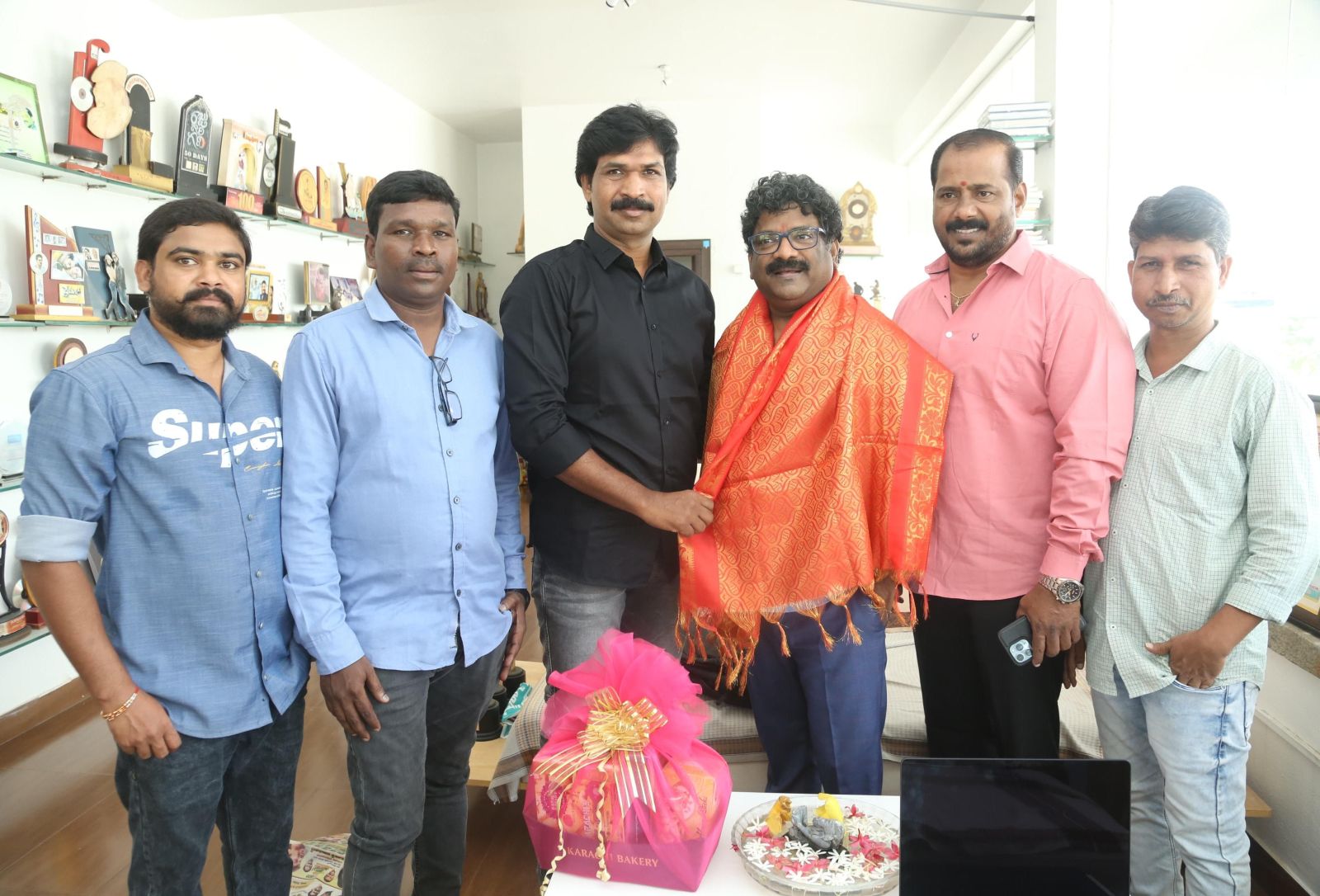Chandrabose launches Choodakayyoo song from Pranayagodari