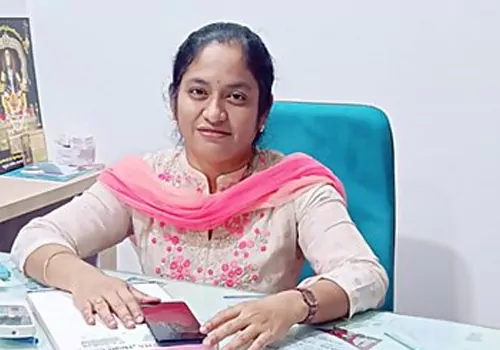 పెద్ది సుదర్శన్ రెడ్డికి 9 సార్లు సీపీఆర్ చేసి ప్రాణాలను కాపాడిన డాక్టర్ మమత..!