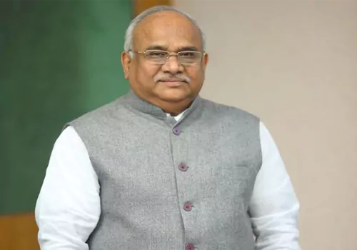 Former MP Kanakamedala Ravindra Kumar