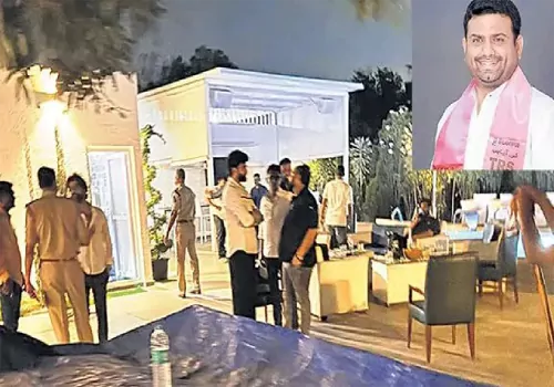 మొయినాబాద్ ఫామ్‌హౌస్  కేసులో నిందితులకు షాక్