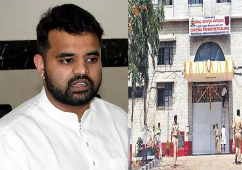 జైల్లో ప్రజ్వల్ రేవణ్ణ వద్ద మొబైల్.. కేసు నమోదు..!