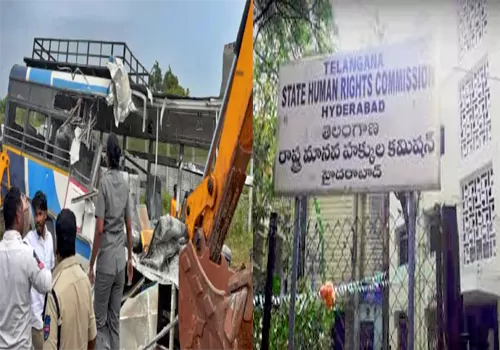 చేవెళ్ల బస్సు ప్రమాదాన్ని సుమోటోగా తీసుకున్న హెచ్ఆర్సీ