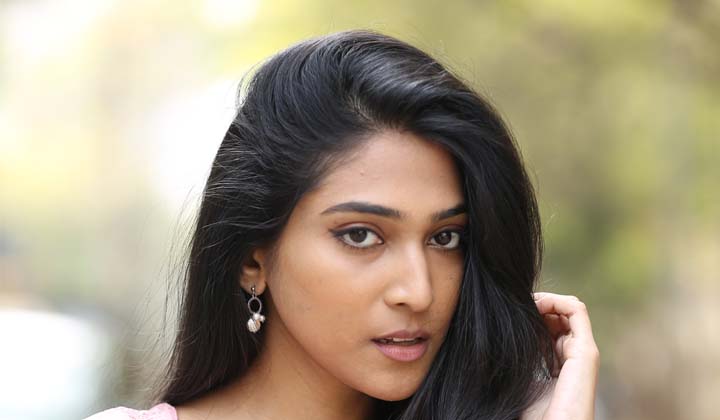Audience can enjoy Happy Ending till the end says Apoorva