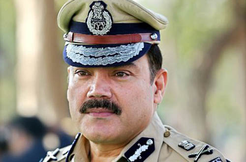 Hyderabad CP Anjani Kumar Press Meet Over IT Grids Data Scam