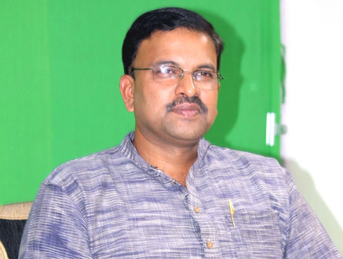 jd lakshmi narayana