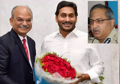 clashess between jagan and jawahar reddy