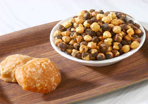 eating jaggery and chana benifits