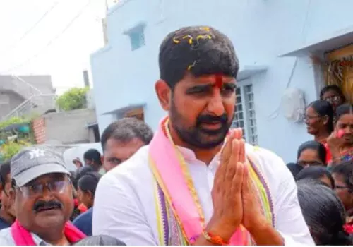 Congress ranks turned against Kaushik Reddy