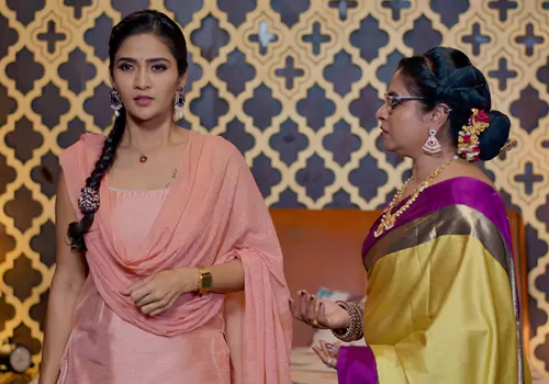 బావని నాకు ఇచ్చేస్తే డబ్బులిస్తా.. జ్యోత్స్న కన్నింగ్ తెలిసి షాకైన పారిజాతం!