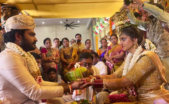 Kiran Abbavaram Marries Rahasya Gorak in Coorg
