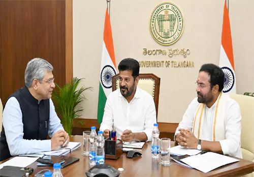 రైల్వే మంత్రితో సీఎం రేవంత్ రెడ్డి, కిషన్ రెడ్డి సమావేశం !