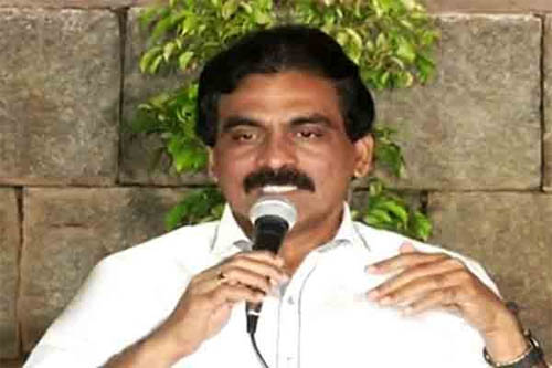 Lagadapati Rajagopal Press Meet over Flash Survey on Telangana Polls