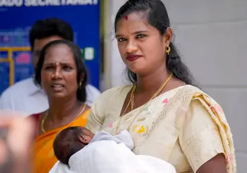 అమ్మగా, ఎమ్మెల్యేగా పల్లవి జుగల్ బందీ.!