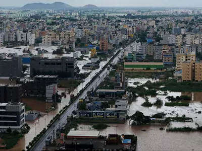 ndrf teams came to vijayawada