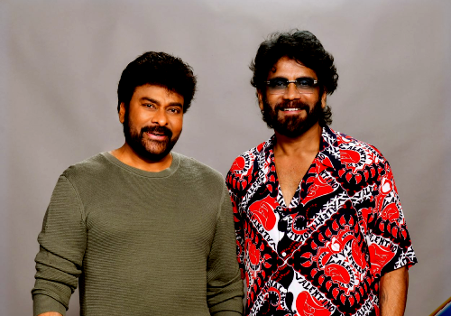Nagarjuna and Megastar Chiranjeevi look stylish together