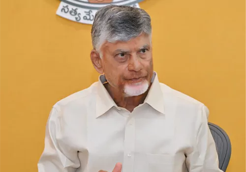 సబ్ రిజిస్ట్రార్ కార్యాలయాల ప్రైవేటీకరణ జరగదు : సీఎం చంద్రబాబు
