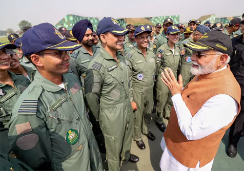 భారత మహిళల సిందూరం తుడిచిన ఉగ్రవాదులను  అంతం చేశాం : ప్రధాని మోదీ 