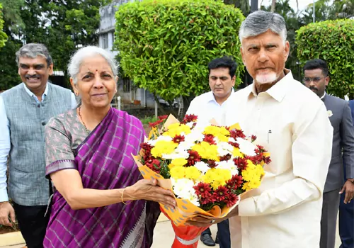 ఆక్వా, పొగాకు రంగాలకు కేంద్రం చేయూత ఇవ్వాలి : సీఎం చంద్రబాబు